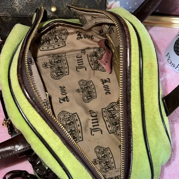 Y2k VINTAGE 💚Juicy Couture Green bowler Handbag with charm💚🤎 - Picture 12 of 15